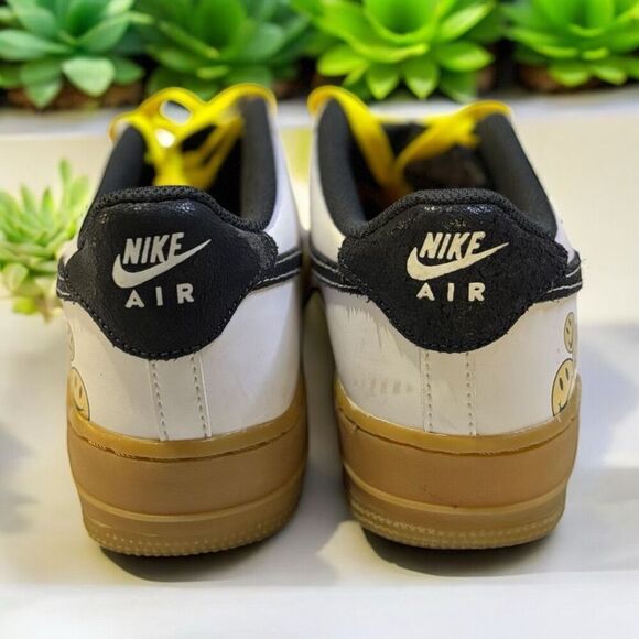 Nike Air Force 1 LV8 GS 'Go the Extra Smile' DO5854-100 Size 6.5Y 8W - Picture 3 of 6